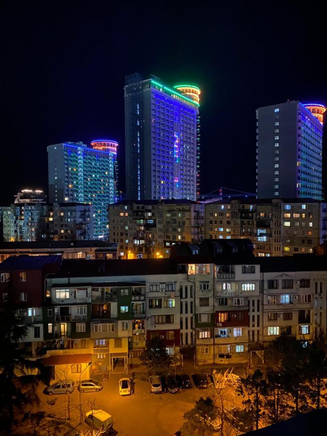"Студия 24" - Посуточно И Помесячно Batumi Eksteriør bilde