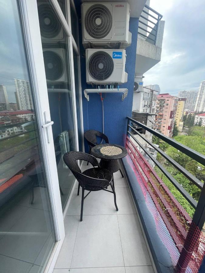 "Студия 24" - Посуточно И Помесячно Batumi Eksteriør bilde